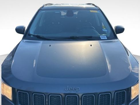 Used 2019 Jeep Compass Trailhawk image 15
