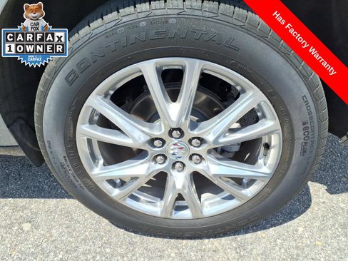 Used 2023 Buick Enclave Essence w/ Experience Buick Package FWD image 9