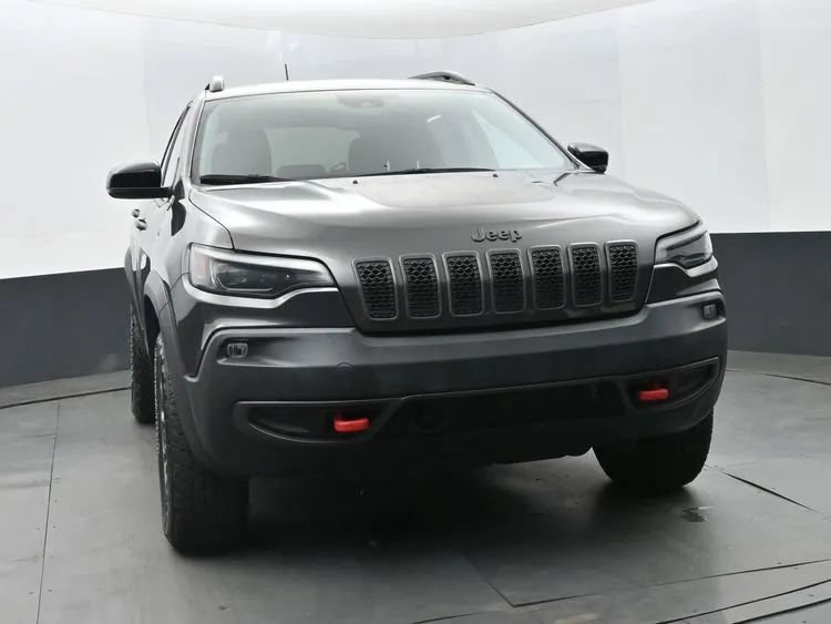 Used 2022 Jeep Cherokee Trailhawk w/ Premium Leather Package AWD/4WD image 3