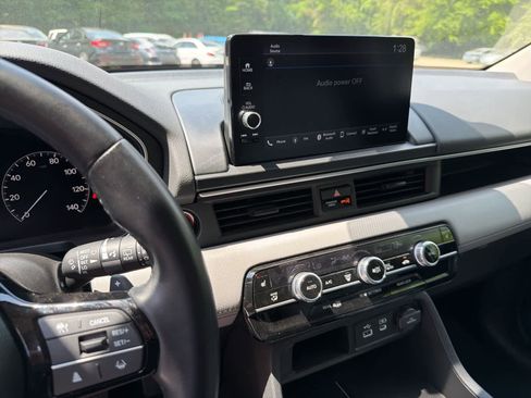 Certified 2025 Honda Pilot EX-L image 20
