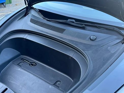 Used 2019 Tesla Model 3 RWD image 13