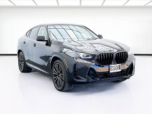 Used 2024 BMW X6 xDrive40i w/ M Sport Professional Package image 3