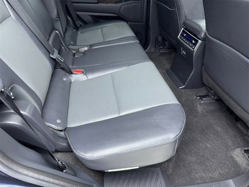 Used 2024 Lexus GX 550 image 47