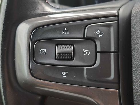 Used 2024 Chevrolet Suburban RST AWD/4WD image 28