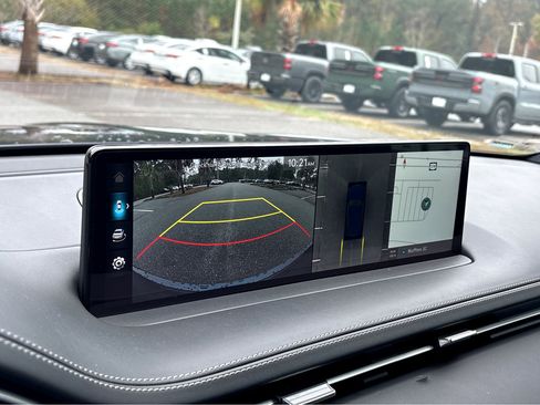 Used 2025 Genesis GV70 3.5T Sport w/ Sport Prestige Package image 13