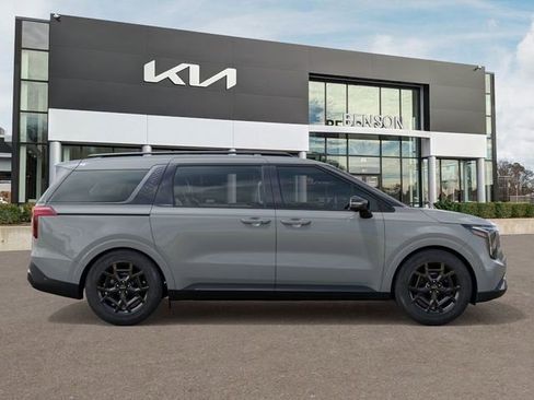 New 2026 Kia Carnival SX Prestige FWD image 8