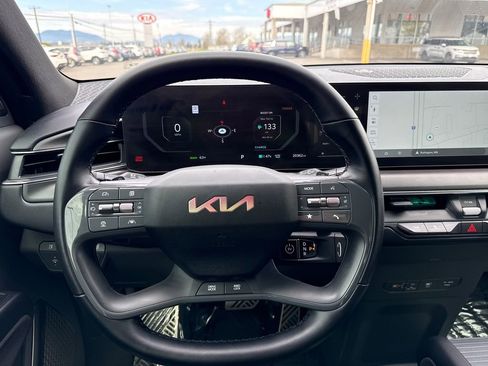 Certified 2024 Kia EV9 GT-Line AWD/4WD image 29