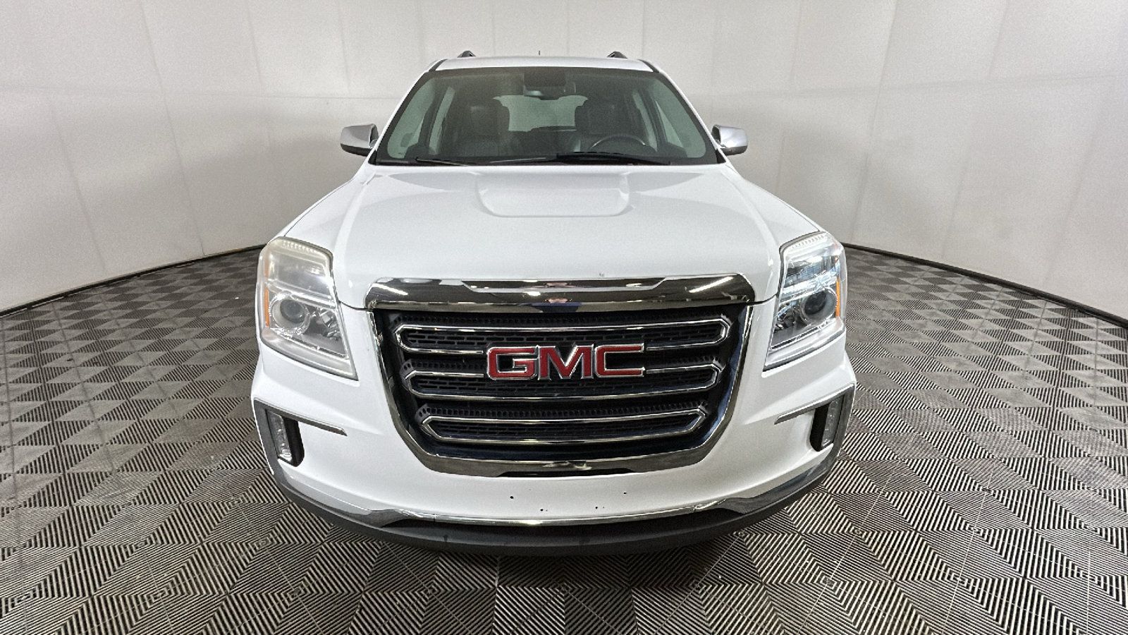 Used 2017 GMC Terrain SLT w/ Open Road Package FWD image 7