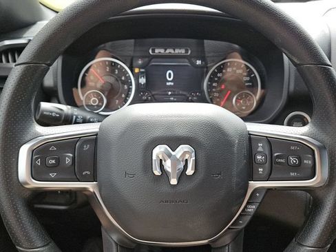 New 2026 RAM 1500 Express AWD/4WD image 21