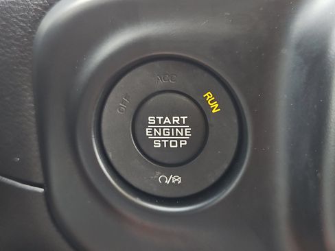 Used 2020 Jeep Wrangler Unlimited Sport S AWD/4WD image 24