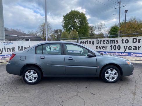 Used 2007 Saturn ION Level 2 w/ Preferred Pkg FWD image 2