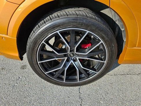 Used 2023 Audi Q8 Premium Plus w/ Premium Plus Package image 44