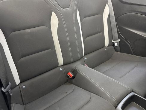 Used 2020 Chevrolet Camaro LT image 30