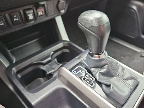 Used 2021 Toyota Tacoma SR5 RWD image 25