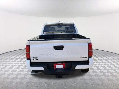 New 2025 Toyota Tacoma TRD Off-Road AWD/4WD image 6