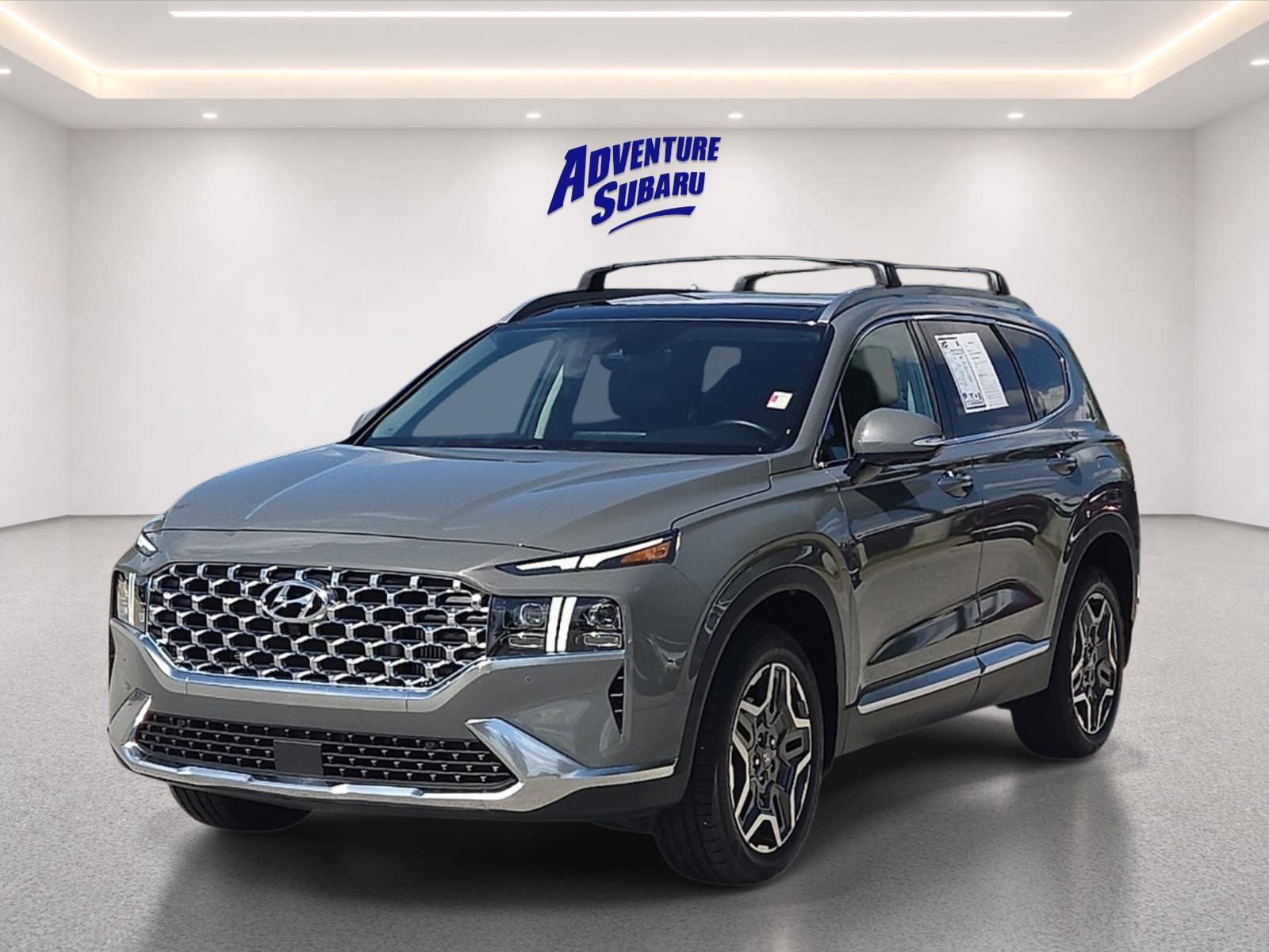 Used 2023 Hyundai Santa Fe Limited AWD/4WD image 2