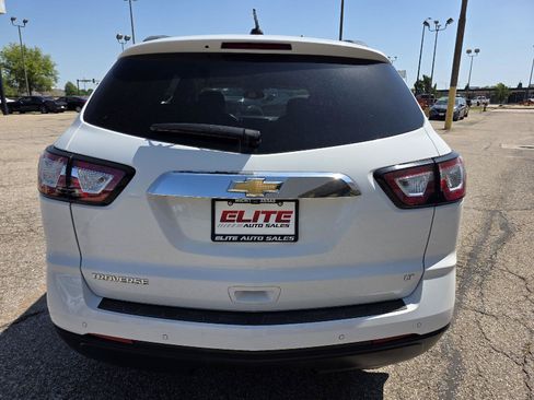 Used 2017 Chevrolet Traverse LT FWD image 6