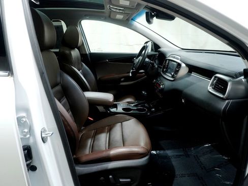 Used 2019 Kia Sorento SX w/ SX Touring Package AWD/4WD image 14