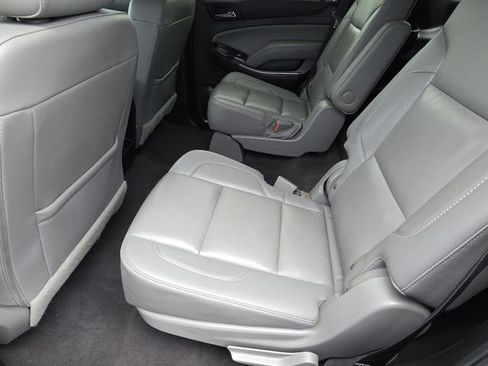 Used 2020 Chevrolet Tahoe LT RWD image 9