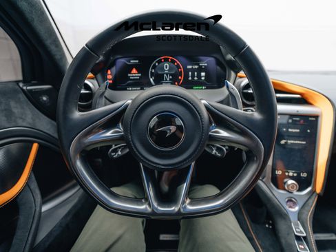 Used 2024 McLaren 750S Spider image 26