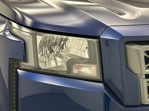 Certified 2022 Nissan Frontier SV image 23