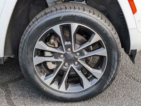 Used 2022 Jeep Grand Cherokee Overland w/ Adv Protech Group III AWD/4WD image 12
