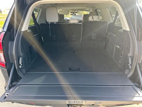 New 2025 Ford Expedition Max Active image 21