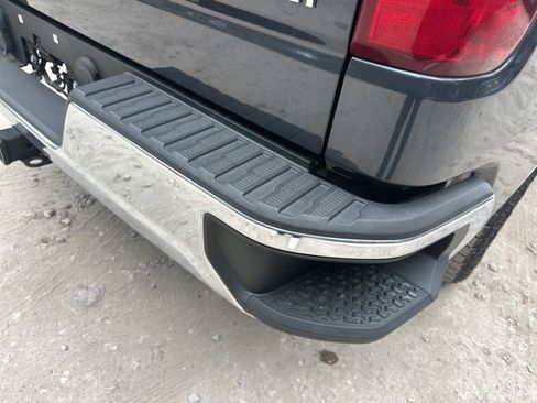 Used 2021 Chevrolet Silverado 1500 LT w/ Convenience Package II RWD image 44