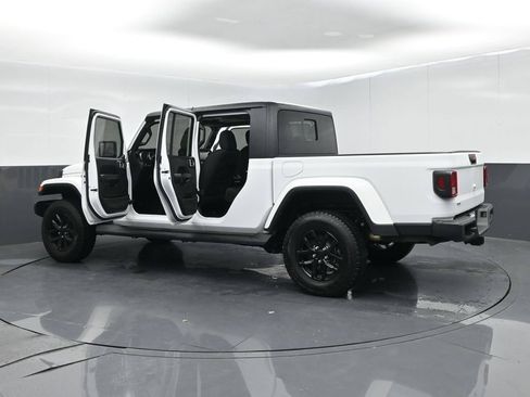 Used 2021 Jeep Gladiator Sport AWD/4WD image 62