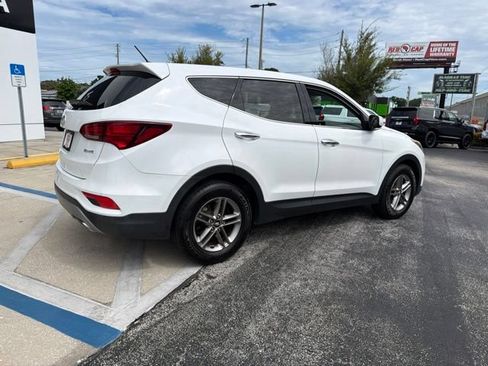 Used 2018 Hyundai Santa Fe Sport FWD image 8