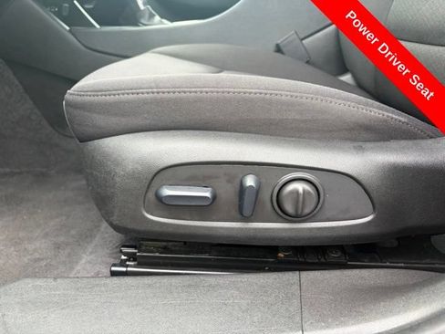 Used 2024 Chevrolet Malibu LT FWD image 13
