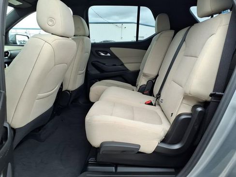 Used 2023 Chevrolet Traverse LS w/ Safety Package FWD image 11