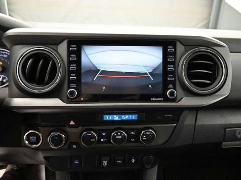 Used 2023 Toyota Tacoma TRD Off-Road AWD/4WD image 7