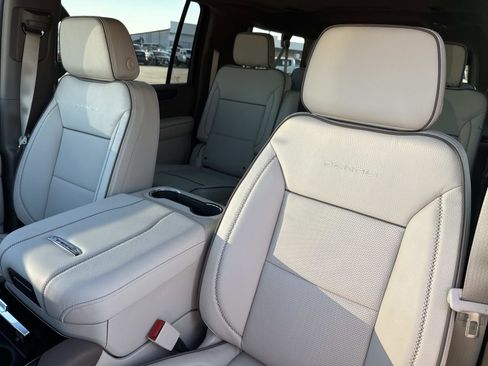 New 2026 GMC Yukon XL Denali w/ Sun & Power Step Package image 25