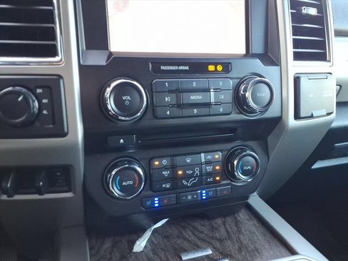 Used 2018 Ford F350 Lariat w/ Lariat Value Package AWD/4WD image 16