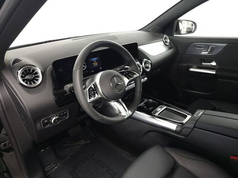 Certified 2026 Mercedes-Benz GLA 250 4MATIC image 8