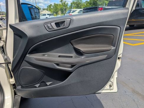 Used 2020 Ford EcoSport SE FWD image 13