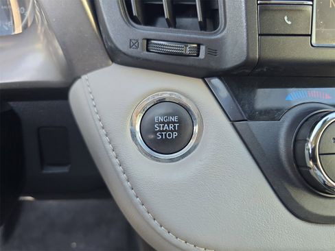 Used 2017 Toyota RAV4 XLE image 25