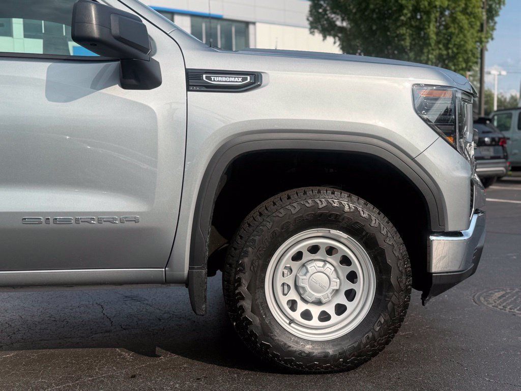 Used 2026 GMC Sierra 1500 Pro w/ Pro Value Package AWD/4WD image 11