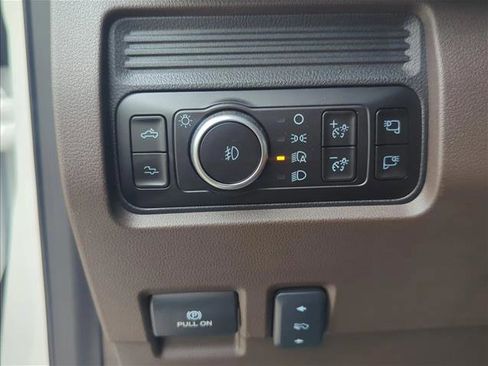 Used 2025 Ford F250 King Ranch AWD/4WD image 11