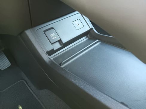 Used 2025 Acura RDX image 25