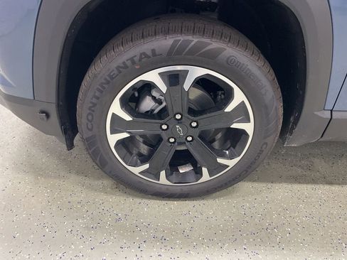 New 2026 Chevrolet Equinox LT w/ Convenience Package II image 8