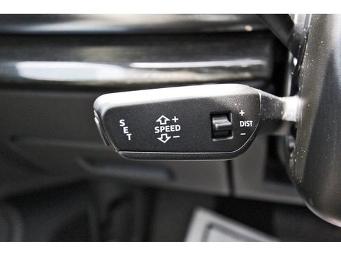 Used 2025 Audi Q7 3.0T Premium Plus AWD/4WD image 19