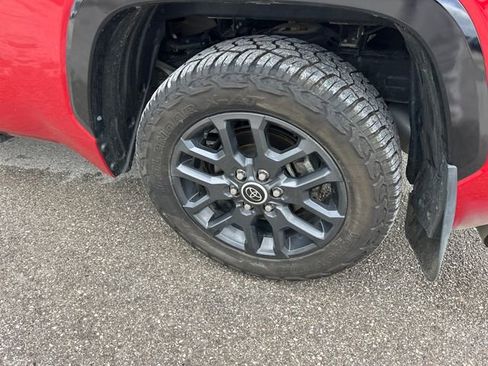 Used 2022 Toyota Tundra Platinum image 46