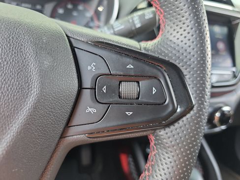 Used 2023 Chevrolet TrailBlazer RS w/ Sun and Liftgate Package FWD image 20