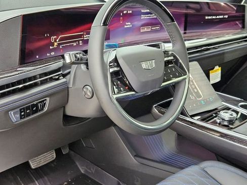 New 2026 Cadillac Escalade IQ Sport 1 w/ LPO, ONYX Package image 10