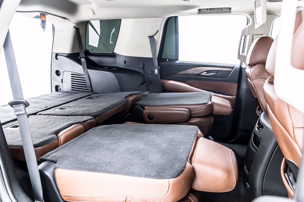 Used 2019 Cadillac Escalade Premium Luxury RWD image 36