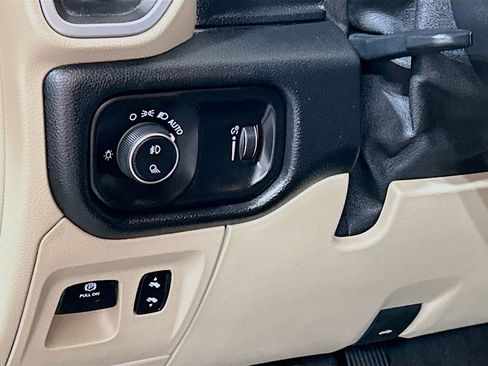 Used 2020 RAM 1500 Lone Star RWD image 8