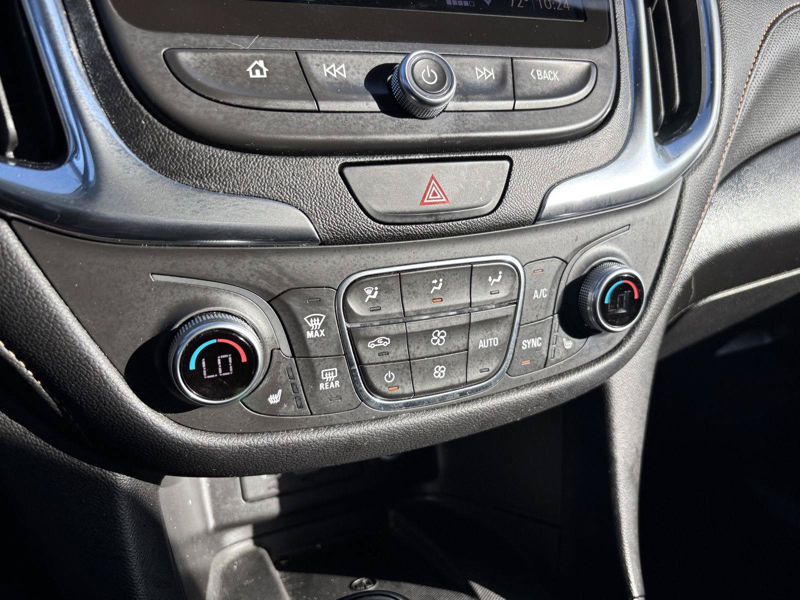 Used 2019 Chevrolet Equinox Premier FWD image 27
