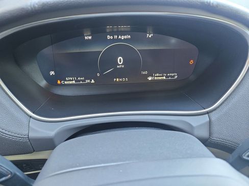 Used 2019 Lincoln Nautilus Reserve image 21